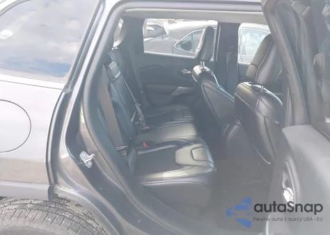 2019 Jeep Cherokee Latitude Plus Fwd z USA, uszkodzony, nr VIN 1C4PJLLB2KD143876